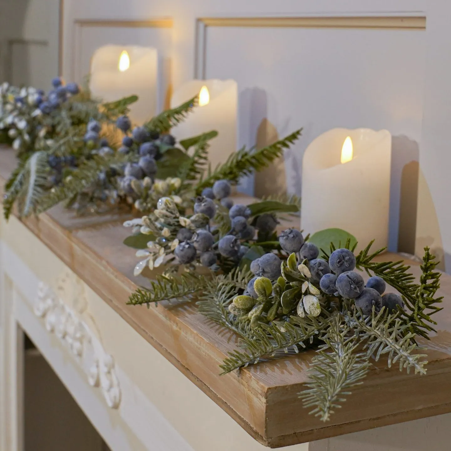 Classic blueberry Christmas enamel garland