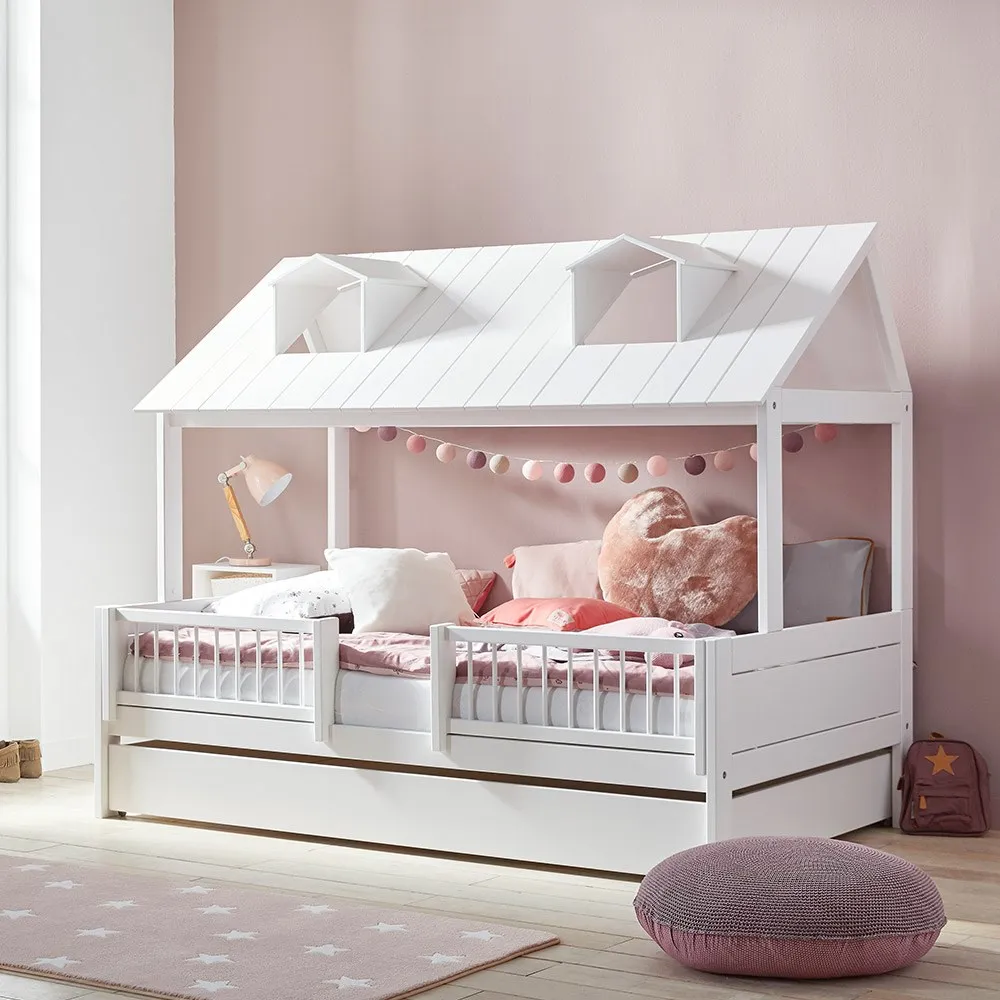 Unique double bed for kids